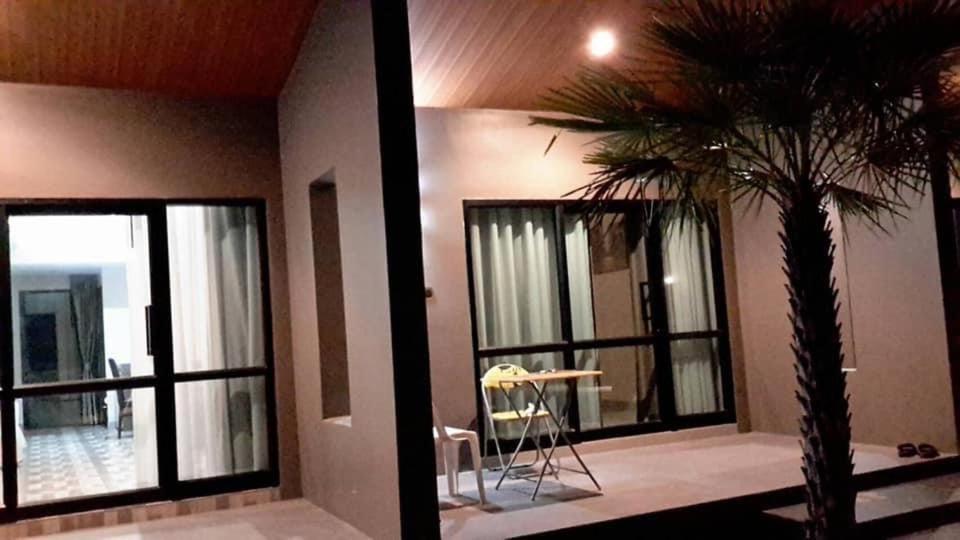 Radina Residence Nakhon Si Thammarat Esterno foto